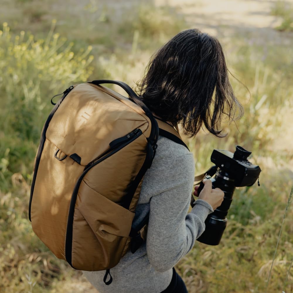Peak Design Everyday Backpack V2 20L, Camera Bag, Laptop Backpack with Tablet Sleeves, Coyote (BEDB-20-CY-3) - Image 7